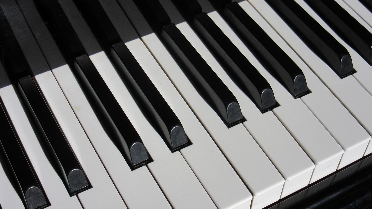 grand piano keys